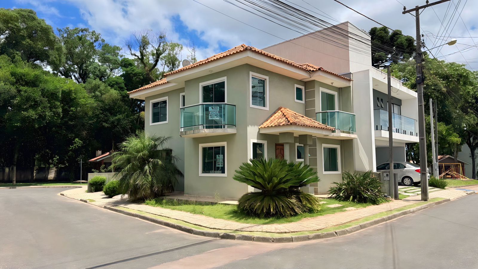 SOBRADO - AVENIDA NOSSA SENHORA APARECIDA - SANTA TEREZINHA - FAZENDA RIO GRANDE